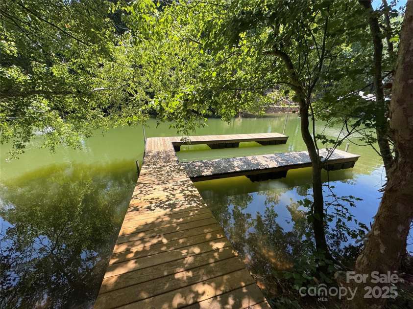 3542 Mount Pleasant Road, Sherrills Ford, NC 28673.  MLS# CAR4291468, YatesRealty ID 31864. New Dock