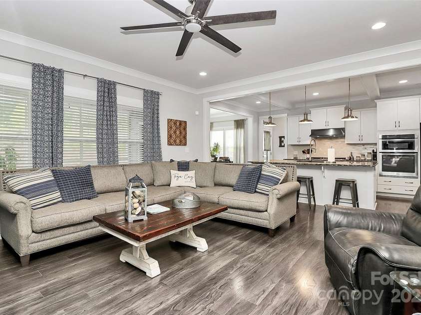 3536 Arnica Court, Tega Cay, SC 29708.  MLS# CAR4290061, YatesRealty ID 31866. Family Room