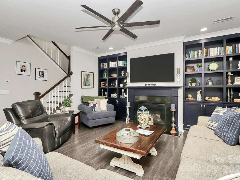 3536 Arnica Court, Tega Cay, SC 29708.  MLS# CAR4290061, YatesRealty ID 31866. Gas Logs in Fireplace