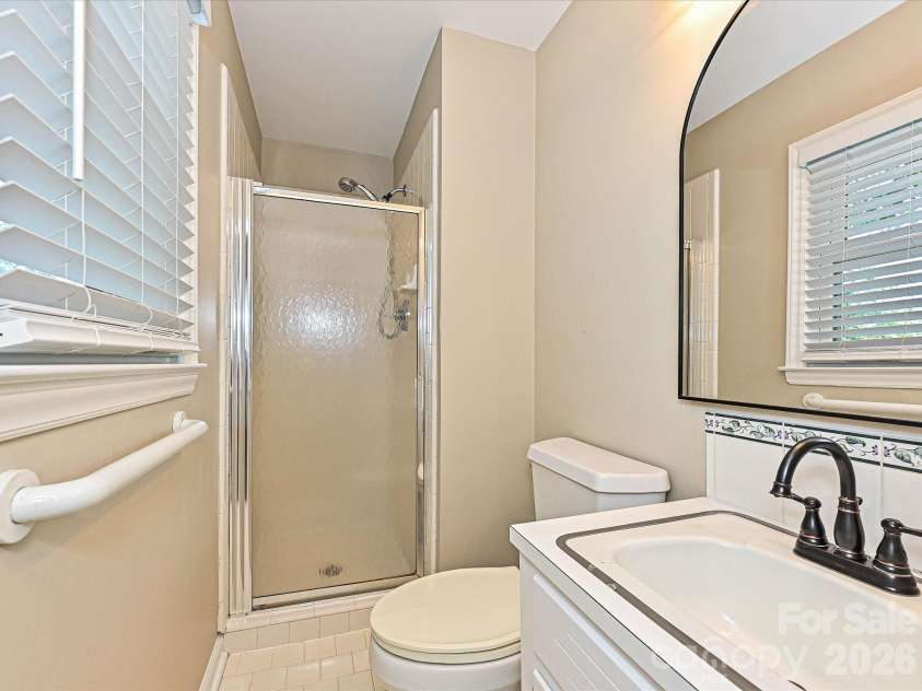 6947 Woodstock Drive, Charlotte, NC 28210.  MLS# CAR4390729, YatesRealty ID 31867. 