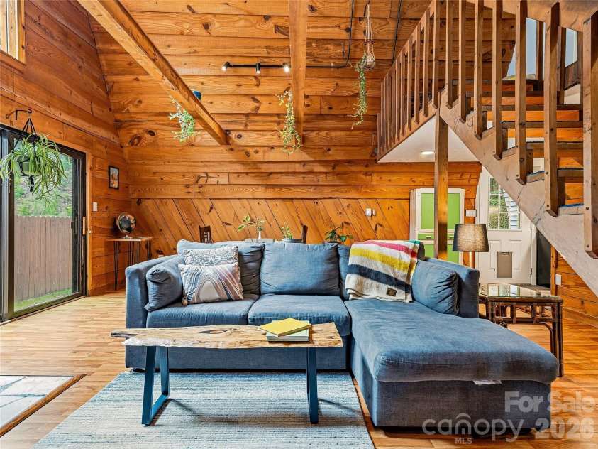 355 London Road, Asheville, NC 28803.  MLS# CAR4392205, YatesRealty ID 31868. 