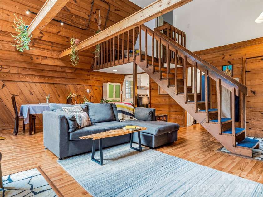 355 London Road, Asheville, NC 28803.  MLS# CAR4392205, YatesRealty ID 31868. 