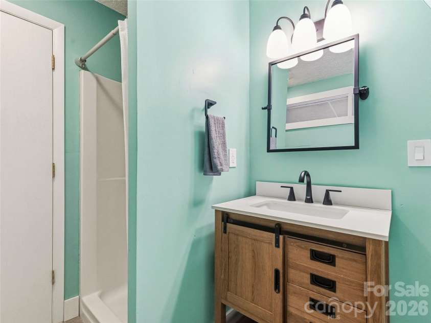 355 London Road, Asheville, NC 28803.  MLS# CAR4392205, YatesRealty ID 31868. 