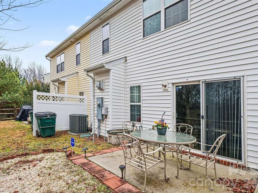 14262 Tamarack Drive, Charlotte, NC 28273.  MLS# CAR4337195, YatesRealty ID 3187. 