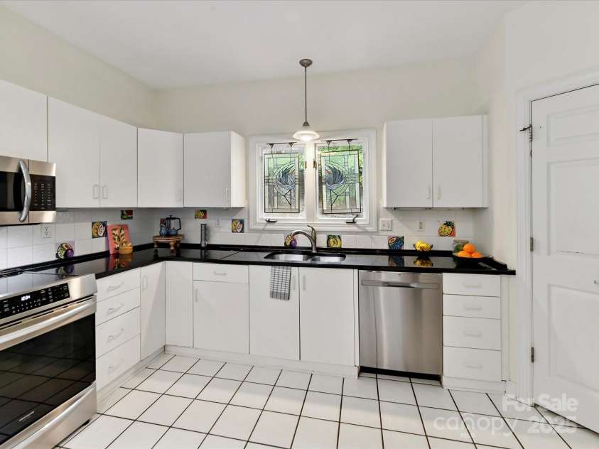2061 Marquesas Avenue, Tega Cay, SC 29708.  MLS# CAR4278869, YatesRealty ID 31870. 