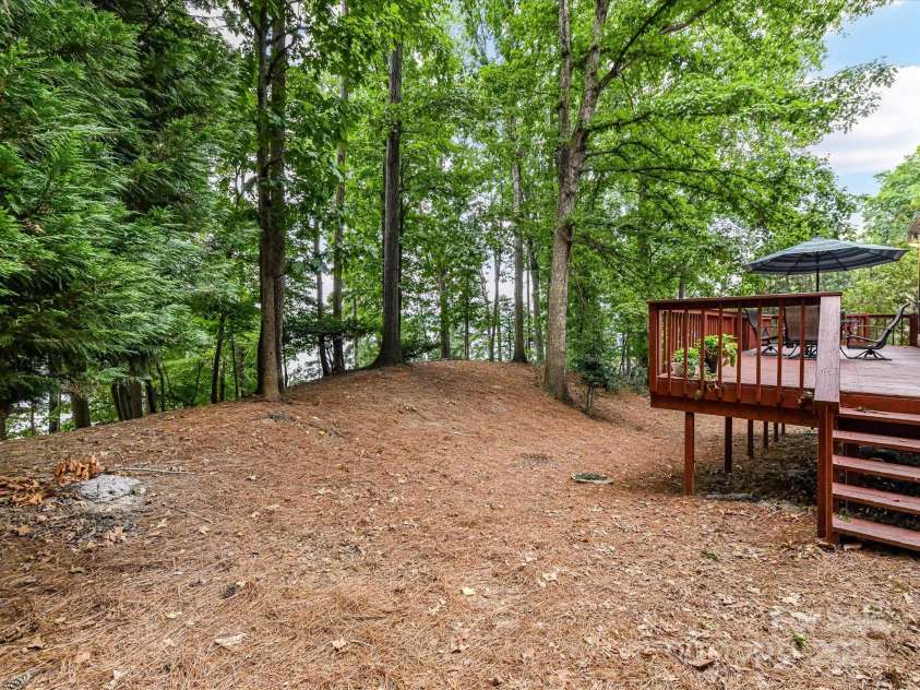 2061 Marquesas Avenue, Tega Cay, SC 29708.  MLS# CAR4278869, YatesRealty ID 31870. 