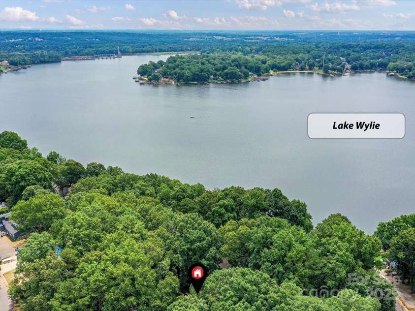 2061 Marquesas Avenue, Tega Cay, SC 29708.  MLS# CAR4278869, YatesRealty ID 31870. 