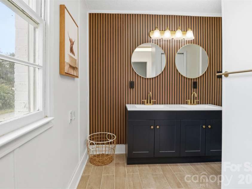 2698 Greenwood Road, Rock Hill, SC 29730.  MLS# CAR4391025, YatesRealty ID 31870. Primary Bathroom