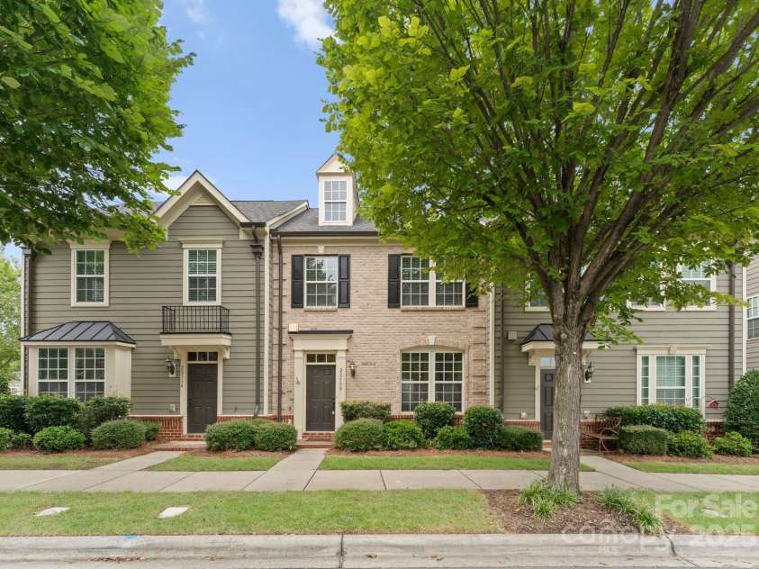 22330 Market Street, Cornelius, NC 28031.  MLS# CAR4290288, YatesRealty ID 31871. 