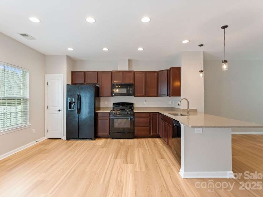 22330 Market Street, Cornelius, NC 28031.  MLS# CAR4290288, YatesRealty ID 31871. 