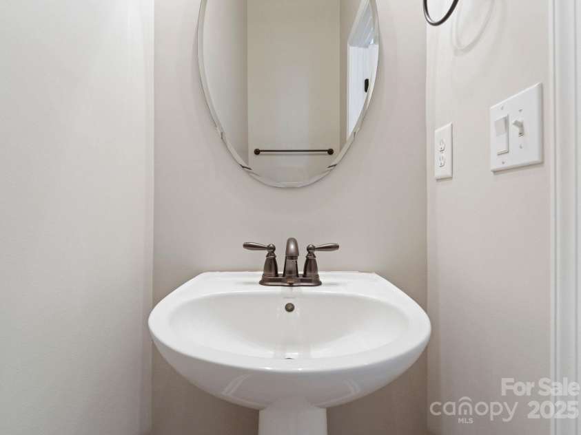 22330 Market Street, Cornelius, NC 28031.  MLS# CAR4290288, YatesRealty ID 31871. 