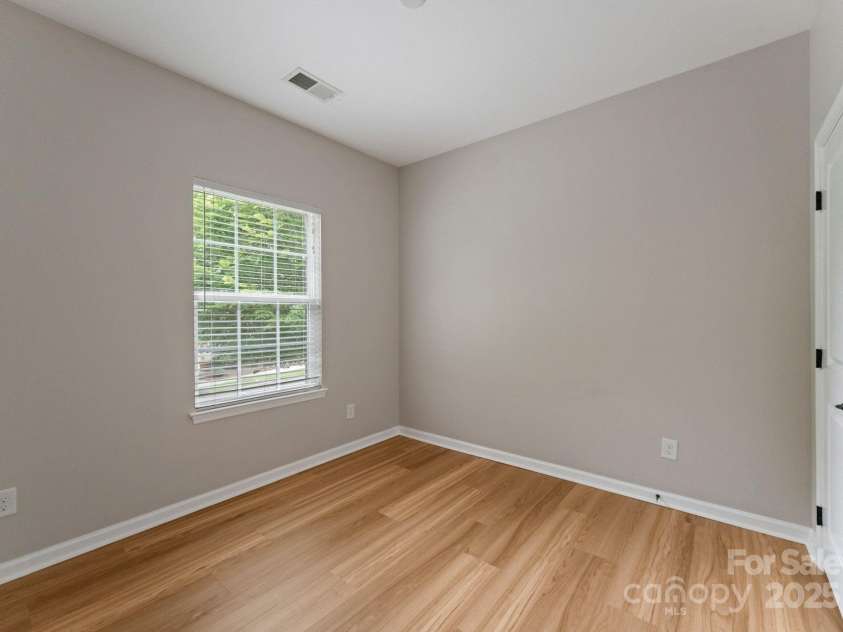 22330 Market Street, Cornelius, NC 28031.  MLS# CAR4290288, YatesRealty ID 31871. 