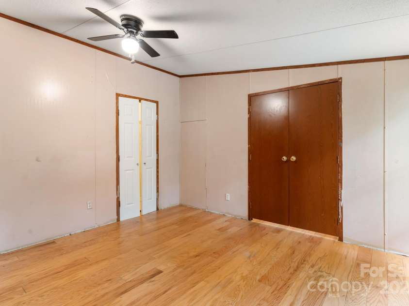 28 Myrtle Road, Swannanoa, NC 28778.  MLS# CAR4289376, YatesRealty ID 31872. Primary Bedroom