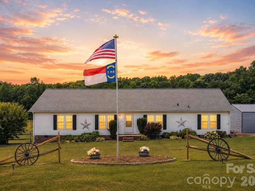 40047 Old Salisbury Road, New London, NC 28127.  MLS# CAR4394424, YatesRealty ID 31873. 