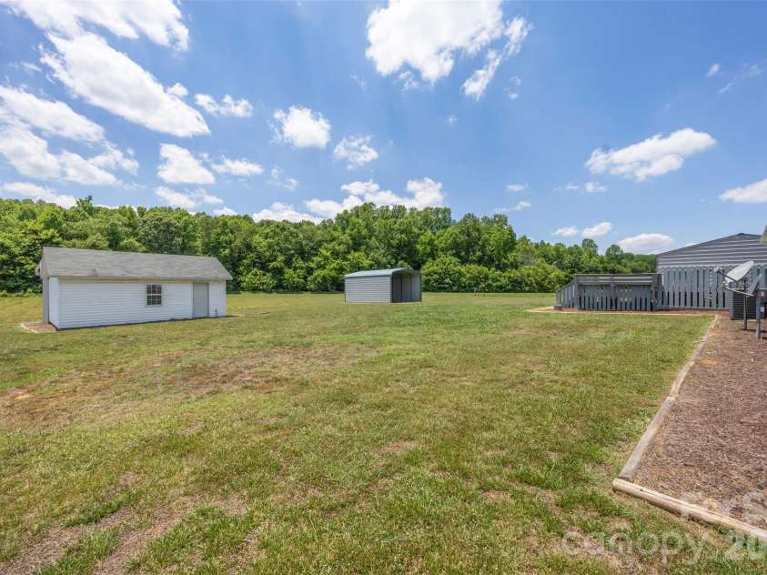 40047 Old Salisbury Road, New London, NC 28127.  MLS# CAR4394424, YatesRealty ID 31873. 