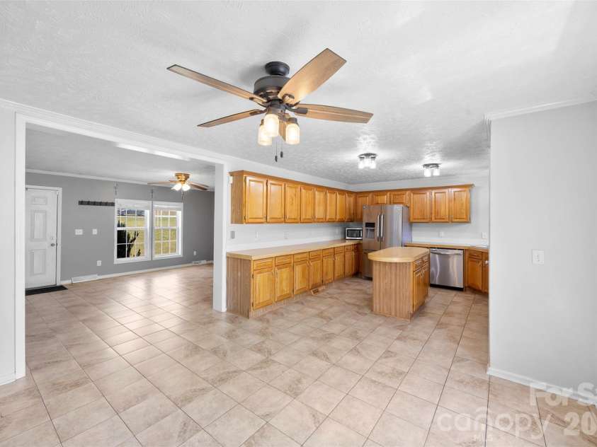 40047 Old Salisbury Road, New London, NC 28127.  MLS# CAR4394424, YatesRealty ID 31873. Dining