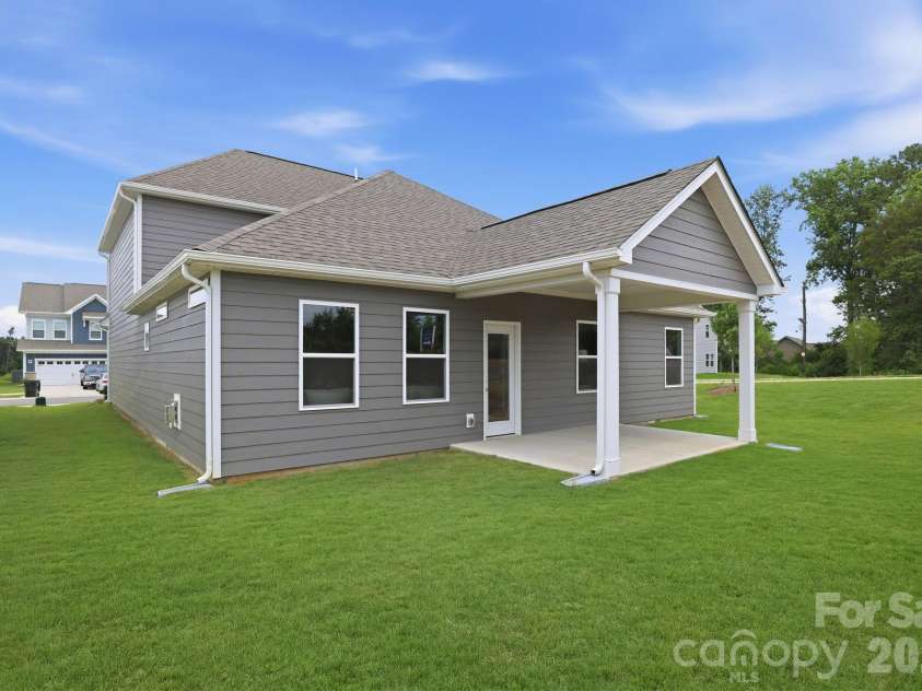 470 Brick House Road, York, SC 29745.  MLS# CAR4360198, YatesRealty ID 31875. 