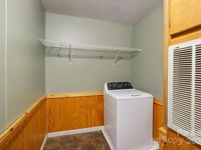 125 Stargazer Lane, Tuckasegee, NC 28783.  MLS# CAR4286319, YatesRealty ID 31876. 