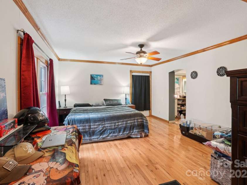 125 Stargazer Lane, Tuckasegee, NC 28783.  MLS# CAR4286319, YatesRealty ID 31876. 