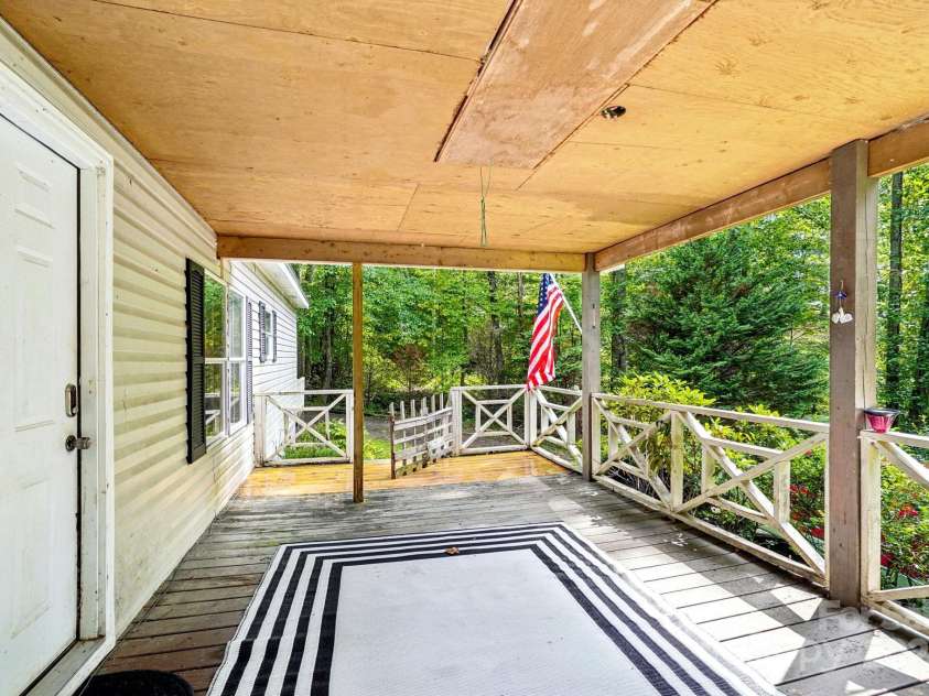 125 Stargazer Lane, Tuckasegee, NC 28783.  MLS# CAR4286319, YatesRealty ID 31876. 