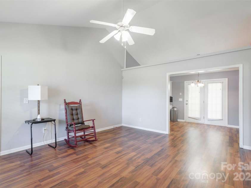 823 Prestwick Drive, Rock Hill, SC 29730.  MLS# CAR4282539, YatesRealty ID 31877. 