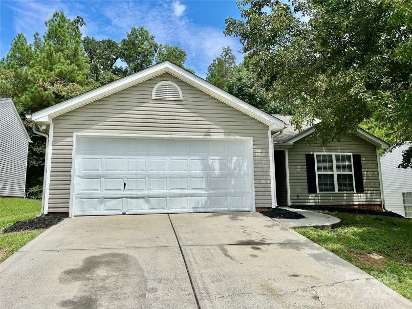 839 Anchor Way, Kannapolis, NC 28083.  MLS# CAR4274496, YatesRealty ID 31879. 