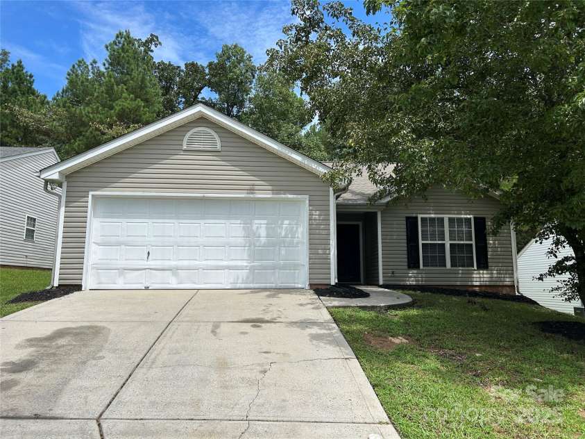 839 Anchor Way, Kannapolis, NC 28083.  MLS# CAR4274496, YatesRealty ID 31879. 