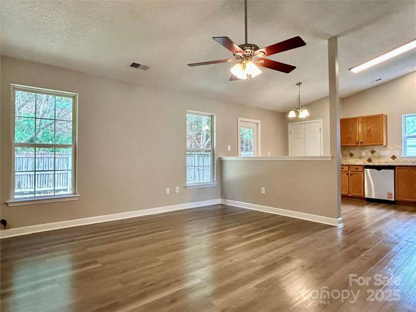 839 Anchor Way, Kannapolis, NC 28083.  MLS# CAR4274496, YatesRealty ID 31879. 