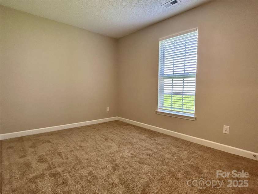 839 Anchor Way, Kannapolis, NC 28083.  MLS# CAR4274496, YatesRealty ID 31879. 