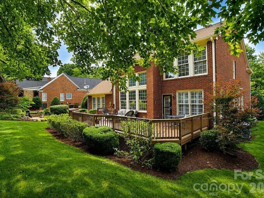 8716 Devonshire Drive, Huntersville, NC 28078.  MLS# CAR4377516, YatesRealty ID 31879. 