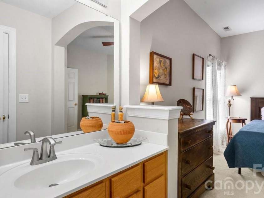 8716 Devonshire Drive, Huntersville, NC 28078.  MLS# CAR4377516, YatesRealty ID 31879. 