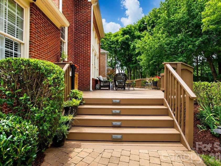 8716 Devonshire Drive, Huntersville, NC 28078.  MLS# CAR4377516, YatesRealty ID 31879. Deck lighting
