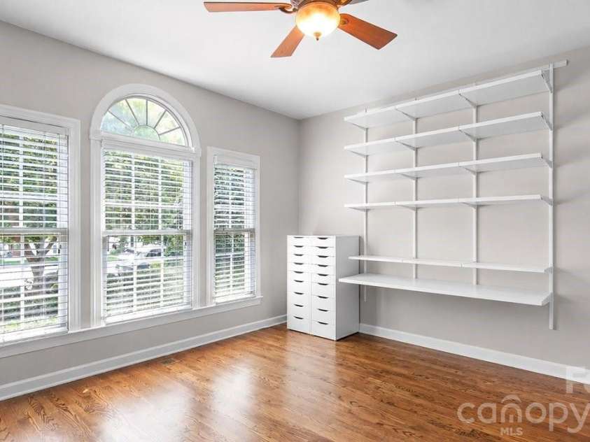 8716 Devonshire Drive, Huntersville, NC 28078.  MLS# CAR4377516, YatesRealty ID 31879. Front office