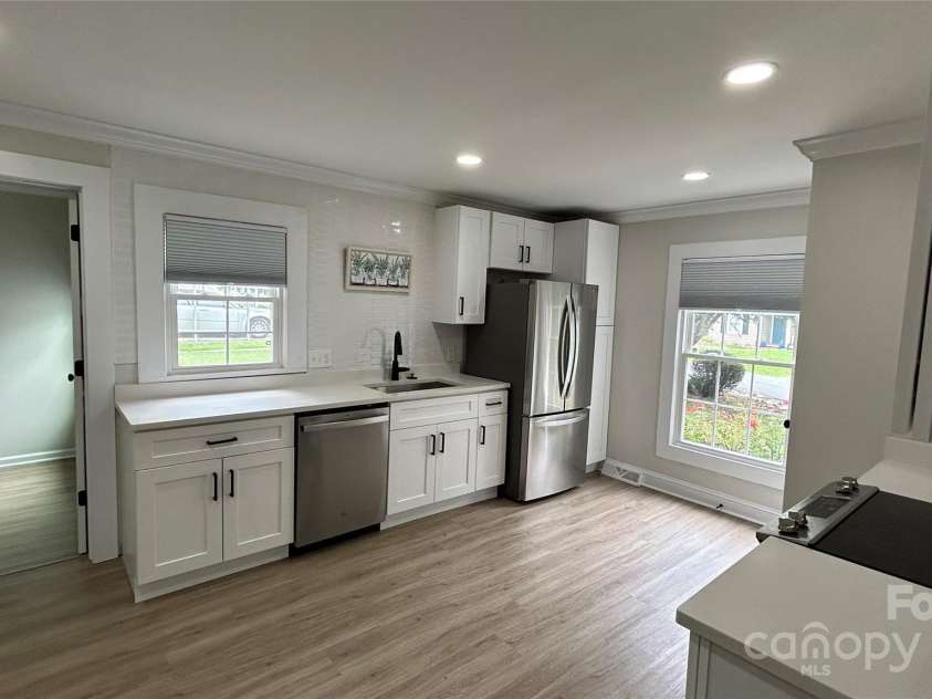 1202 Woodlawn Street, Kannapolis, NC 28083.  MLS# CAR4287261, YatesRealty ID 31881. 