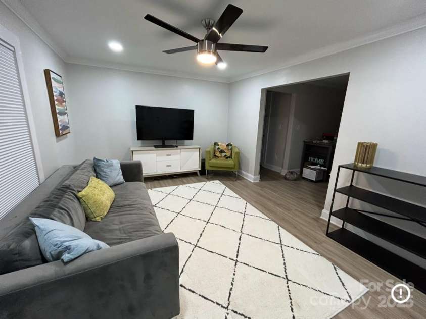 1202 Woodlawn Street, Kannapolis, NC 28083.  MLS# CAR4287261, YatesRealty ID 31881. Mid-century feel once furnished