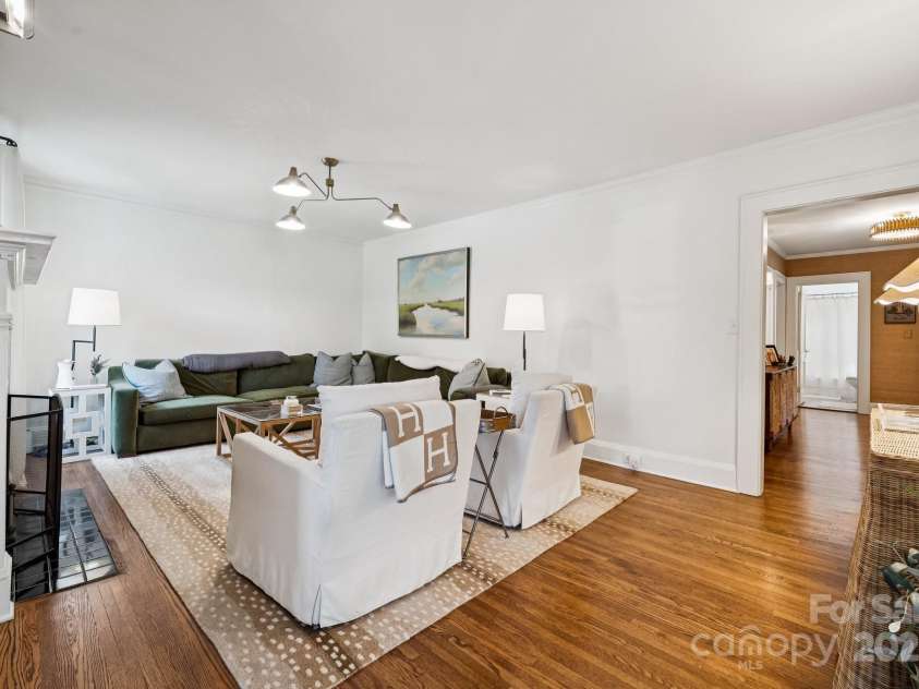 114 Glendale Avenue, Concord, NC 28025.  MLS# CAR4286473, YatesRealty ID 31882. 