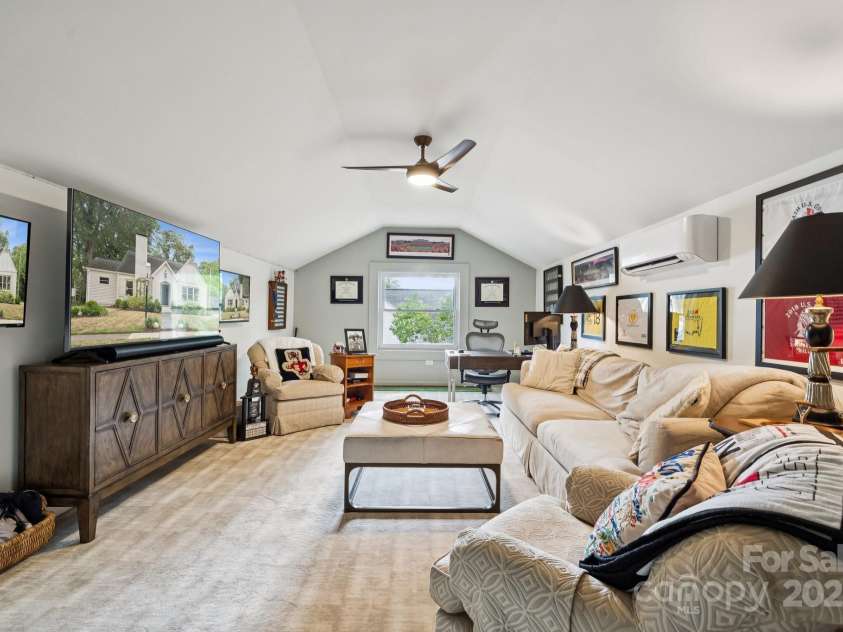 114 Glendale Avenue, Concord, NC 28025.  MLS# CAR4286473, YatesRealty ID 31882. 