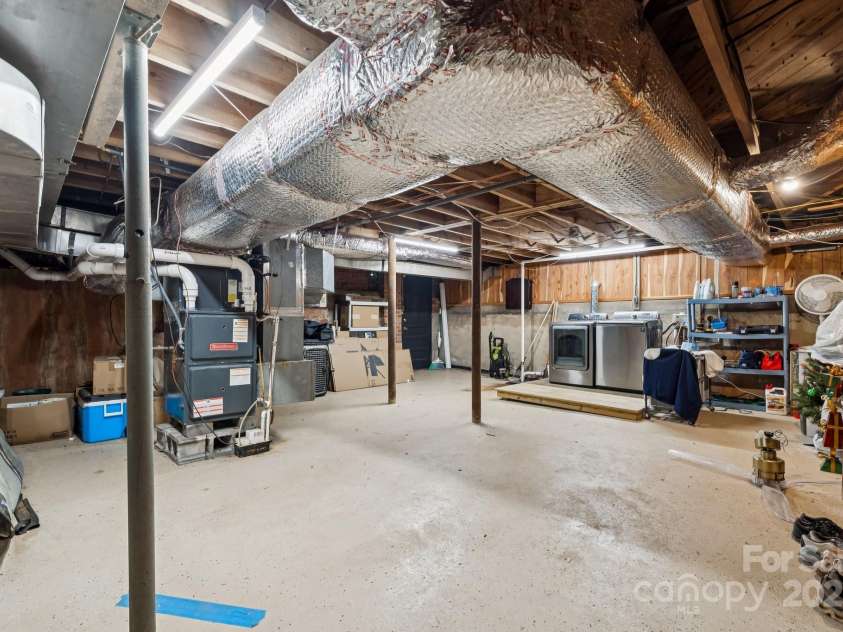 114 Glendale Avenue, Concord, NC 28025.  MLS# CAR4286473, YatesRealty ID 31882. 