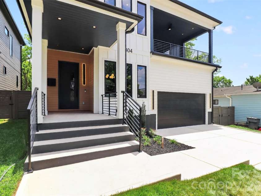 1304 Caldwell Street, Charlotte, NC 28206.  MLS# CAR4392742, YatesRealty ID 31883. 