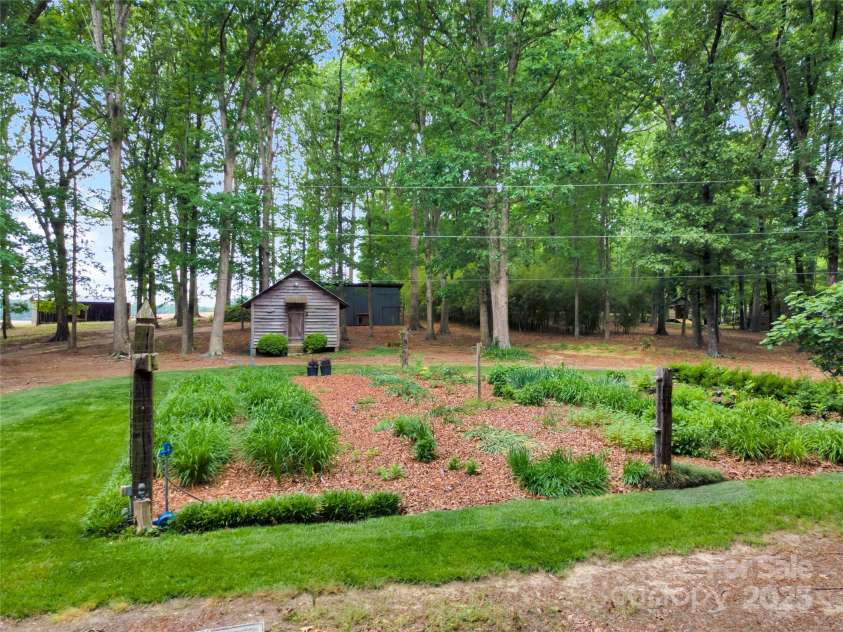 206 Macedonia Church Road, Monroe, NC 28112.  MLS# CAR4254554, YatesRealty ID 31883. 