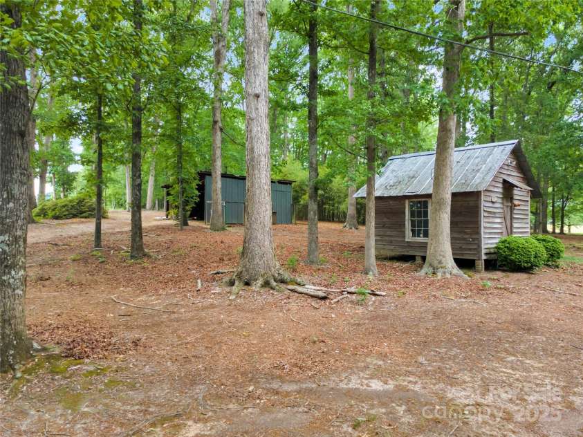 206 Macedonia Church Road, Monroe, NC 28112.  MLS# CAR4254554, YatesRealty ID 31883. 