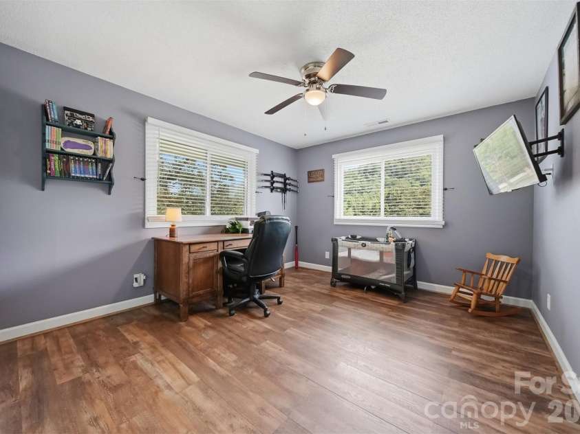 2411 Robertson Lane, Lenoir, NC 28645.  MLS# CAR4392778, YatesRealty ID 31884. 