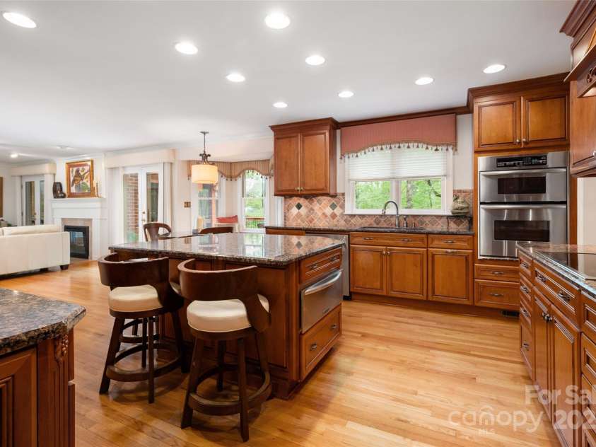 2306 Beechwood Drive, Waxhaw, NC 28173.  MLS# CAR4249221, YatesRealty ID 31885. 