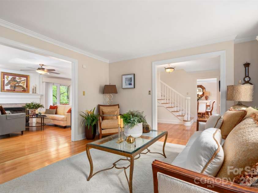 2306 Beechwood Drive, Waxhaw, NC 28173.  MLS# CAR4249221, YatesRealty ID 31885. Living Room connects to Family Room