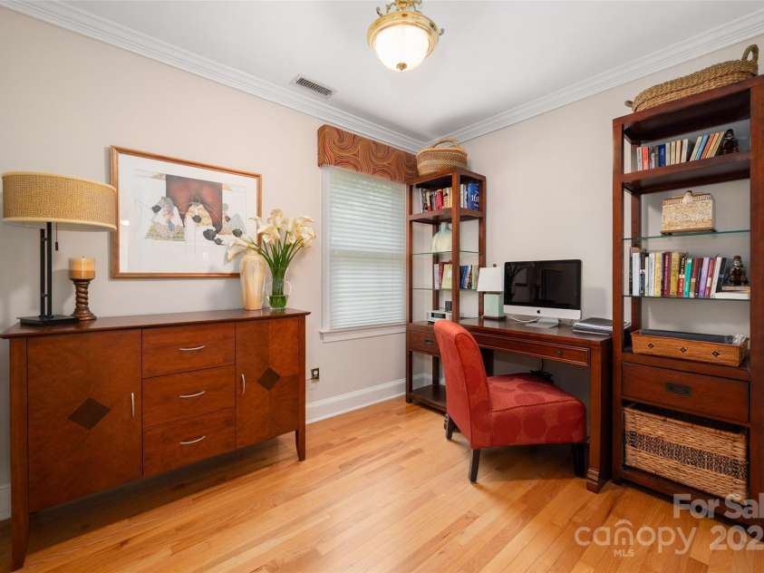 2306 Beechwood Drive, Waxhaw, NC 28173.  MLS# CAR4249221, YatesRealty ID 31885. Office