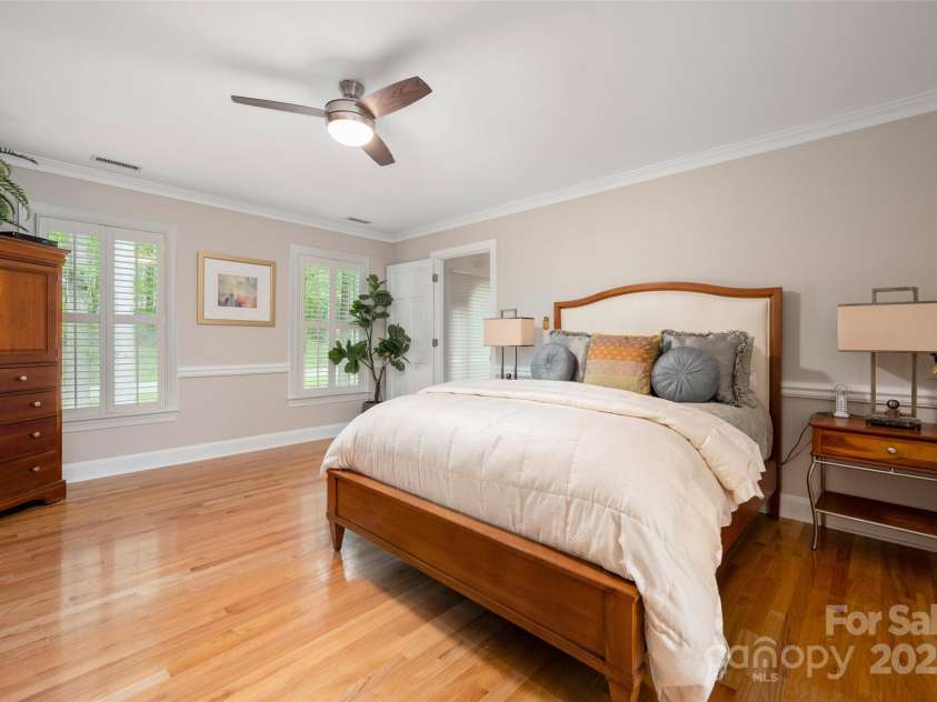 2306 Beechwood Drive, Waxhaw, NC 28173.  MLS# CAR4249221, YatesRealty ID 31885. Tranquil Primary Suite