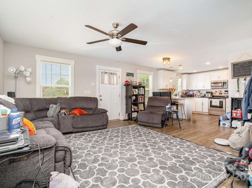 1236 Perkins Street, Gastonia, NC 28054.  MLS# CAR4277347, YatesRealty ID 31888. 