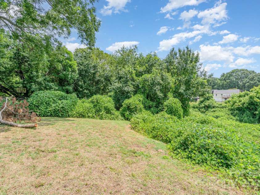 1236 Perkins Street, Gastonia, NC 28054.  MLS# CAR4277347, YatesRealty ID 31888. 