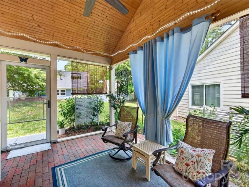 7306 Carrbridge Lane, Charlotte, NC 28226.  MLS# CAR4390862, YatesRealty ID 31888. Enjoy peace and quiet while watching the birds and deer roam by!