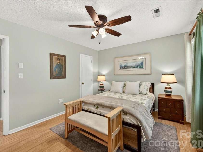 7306 Carrbridge Lane, Charlotte, NC 28226.  MLS# CAR4390862, YatesRealty ID 31888. Primary Suite with large closet and great natural light!